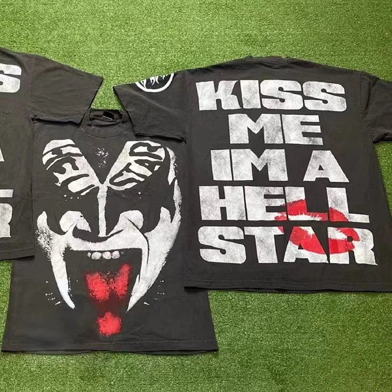 Vintage Kiss Me In Hell Star Graphic Cotton T-Shirt